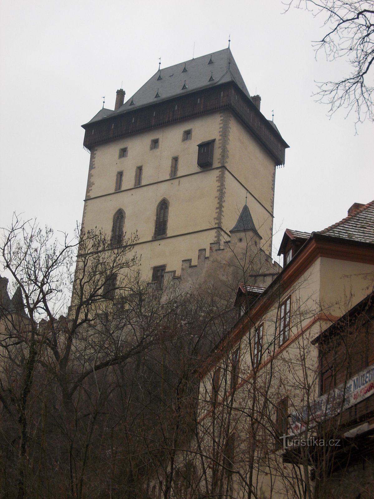 Der große Turm