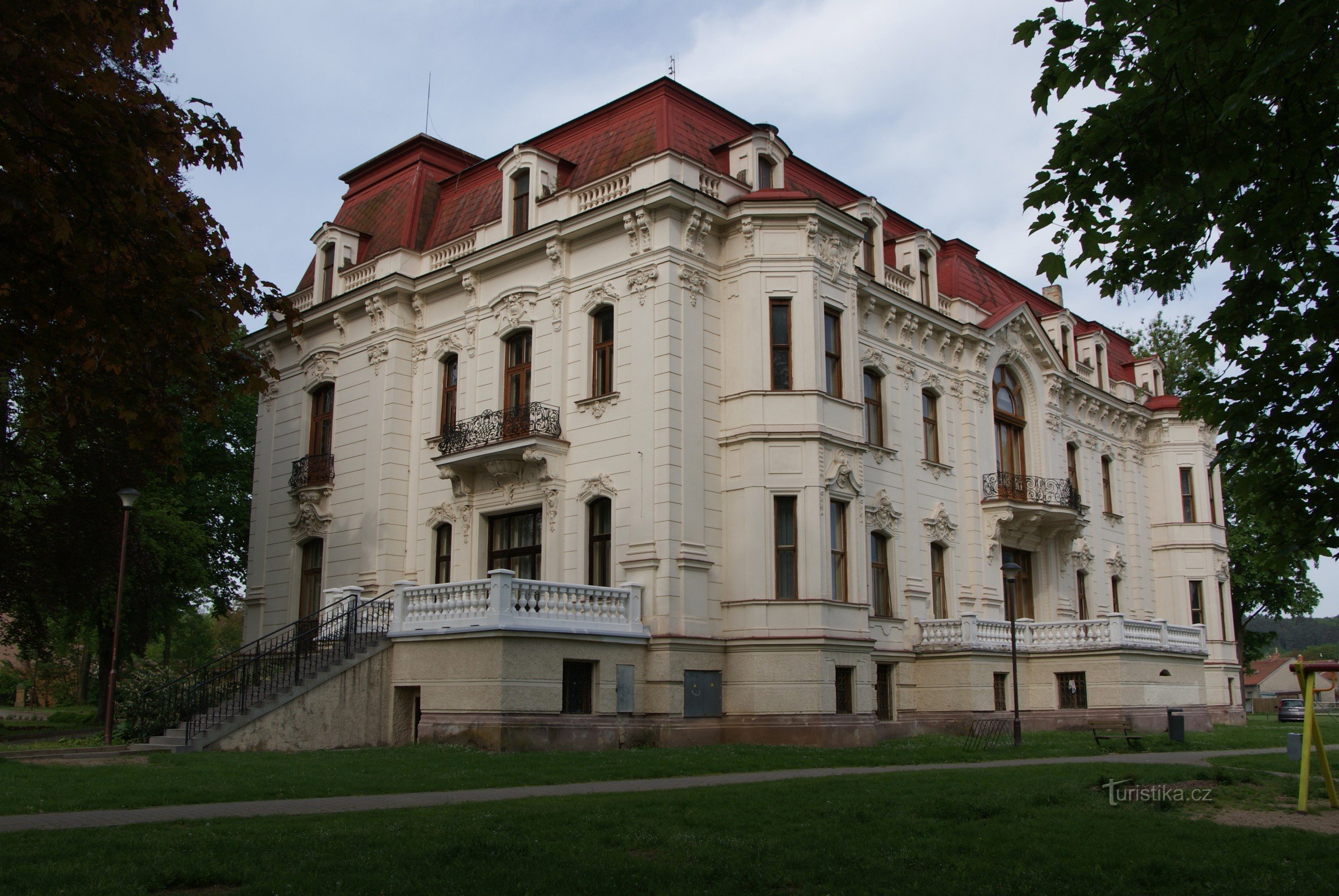 Nagy villa