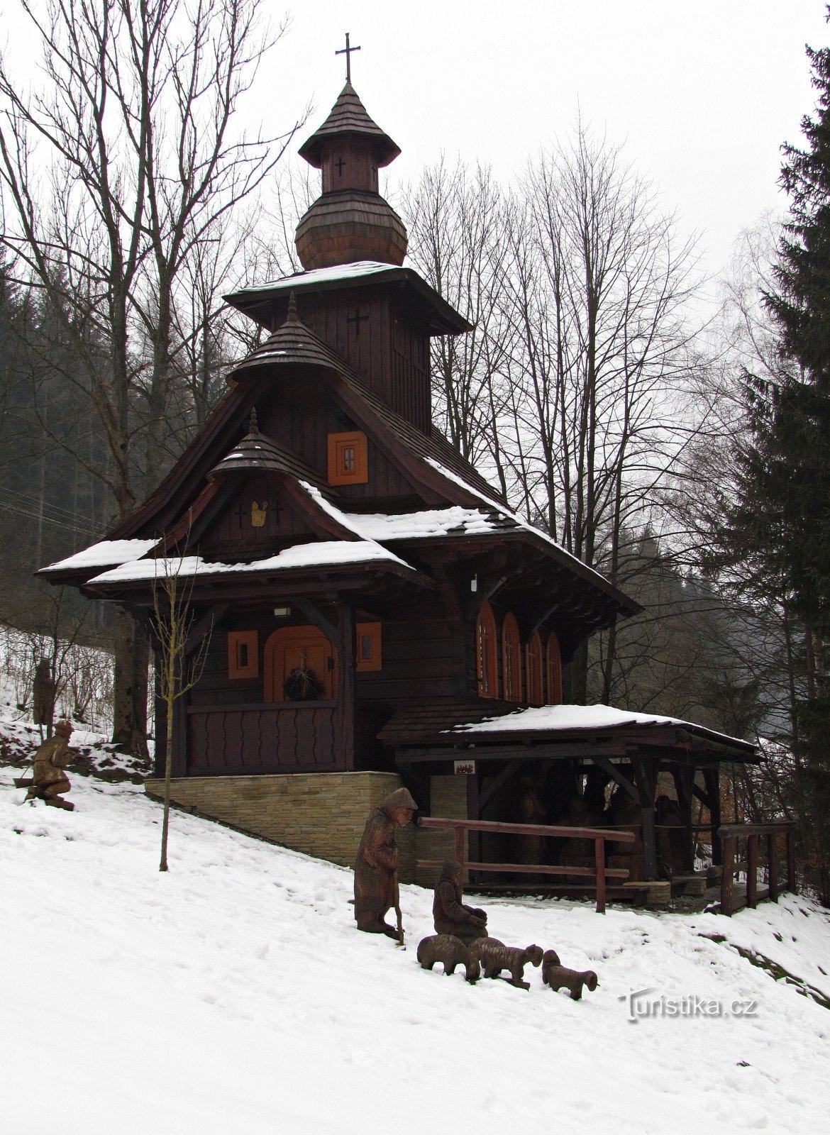 Velké Karlovice - capela Sf. Hubert și Arborele Vieții II