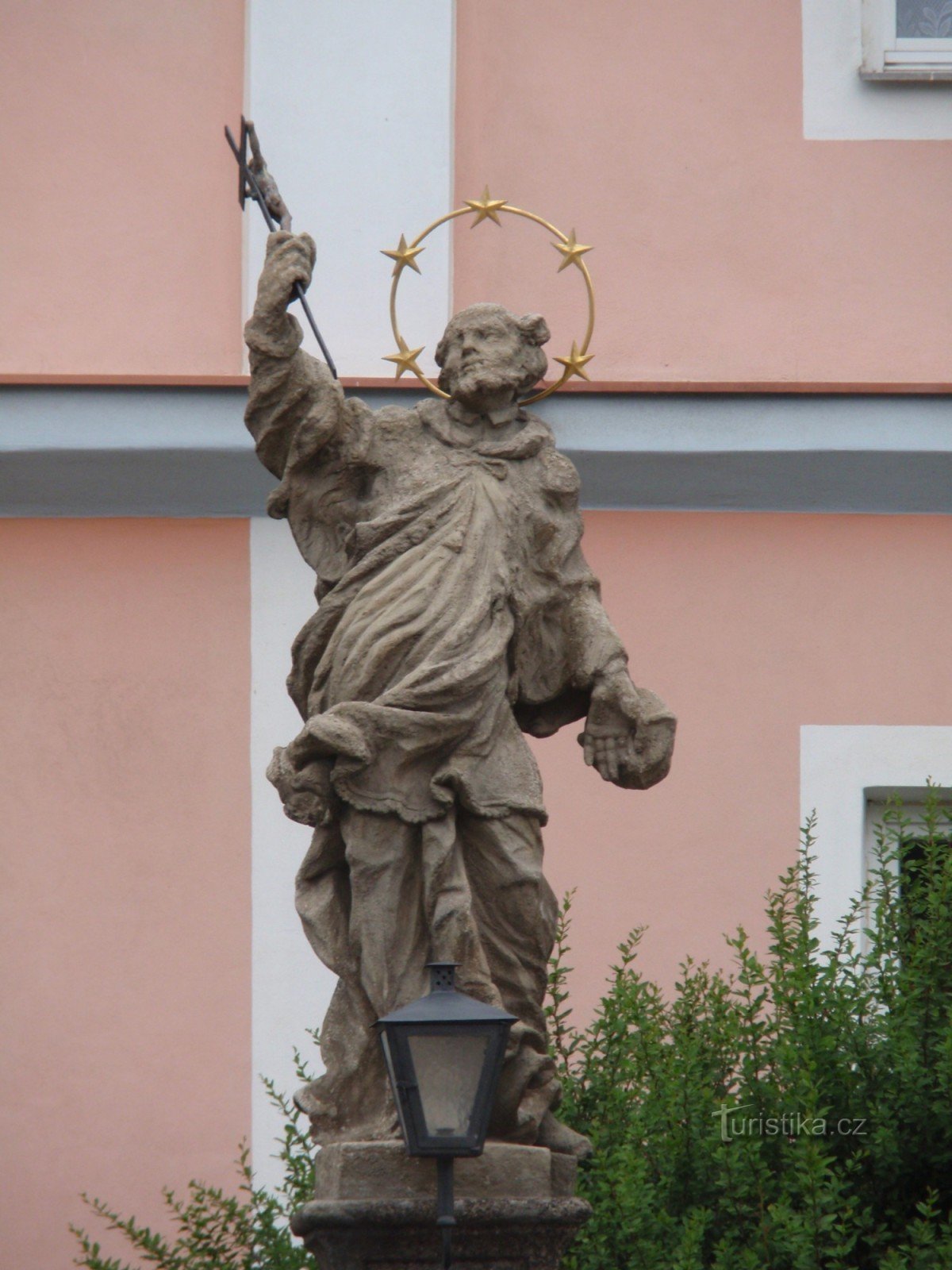 Velké Meziříčí - esculturas barrocas na rua Hornoměstská