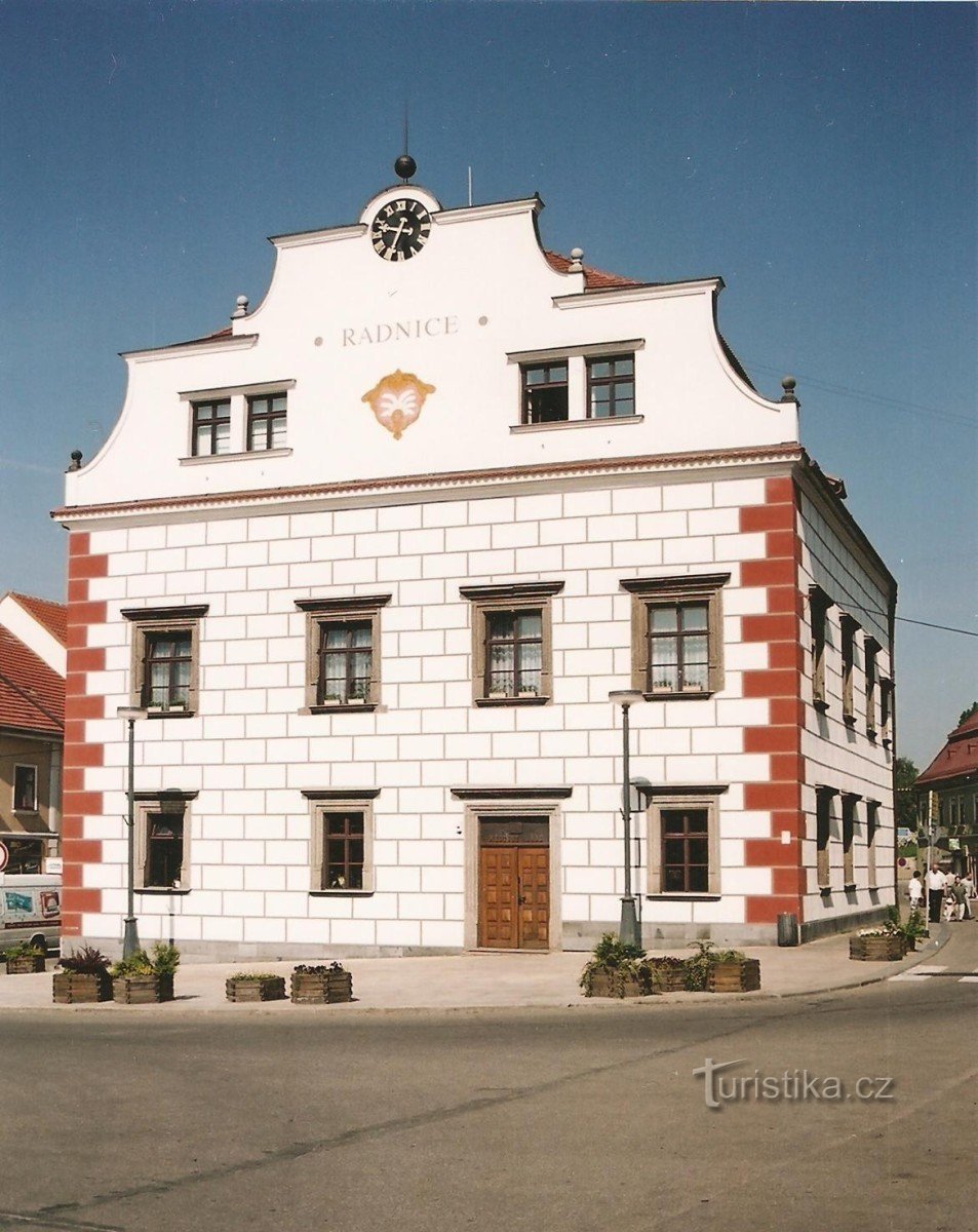 Velké Meziříčí - radnice 1999