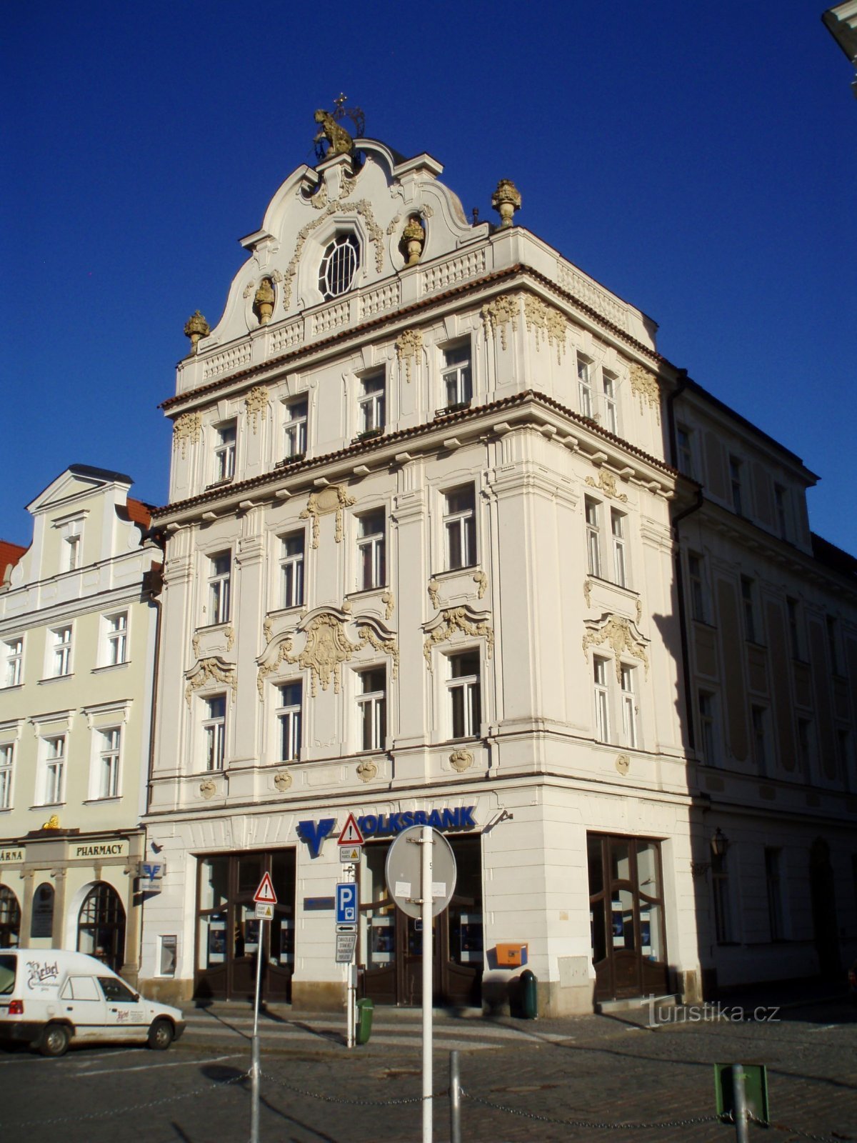 Velké náměstí nr. 30 (Hradec Králové, 25.4.2012. oktober XNUMX)