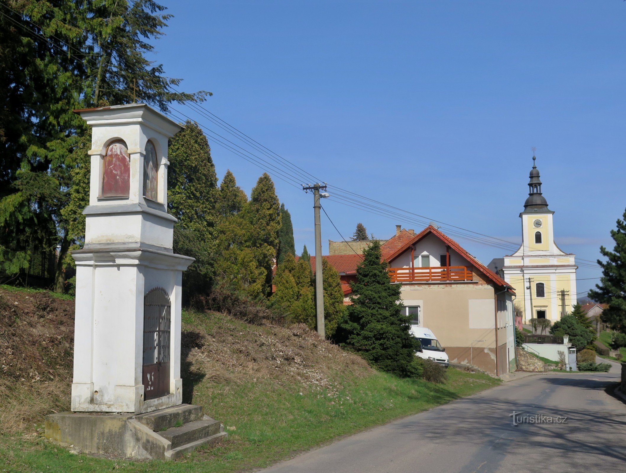 Velké Opatovice – Pyhän Nikolauksen kappeli. Rosalie