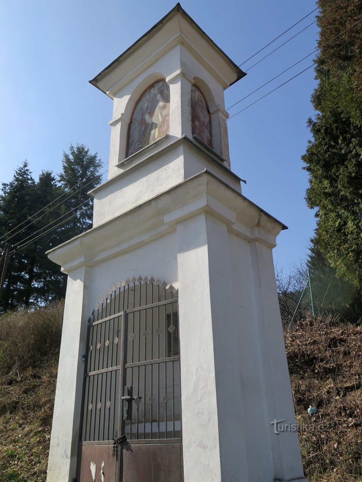 Velké Opatovice – Pyhän Nikolauksen kappeli. Rosalie