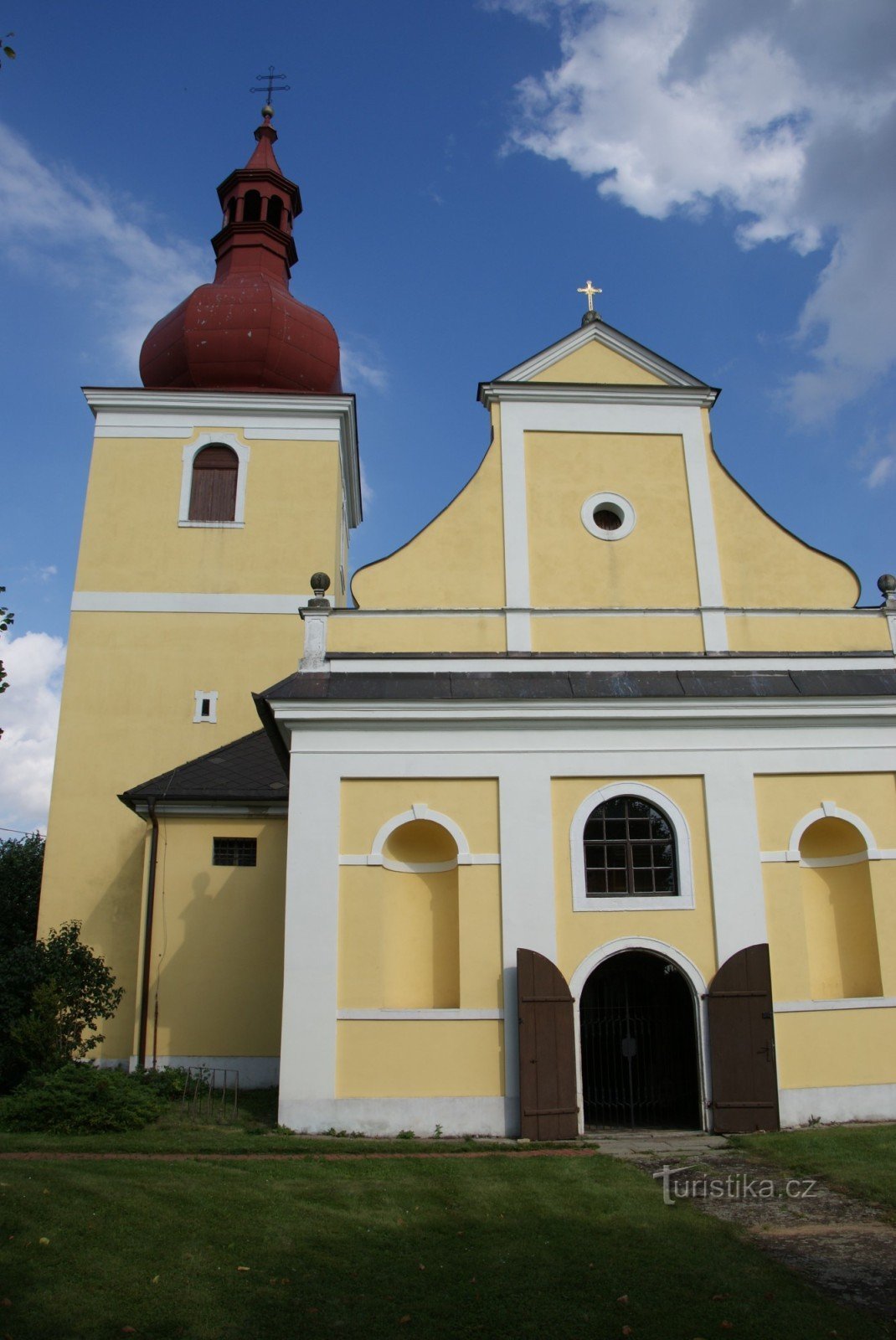 Velký Třebešov - monumenten in het dorp