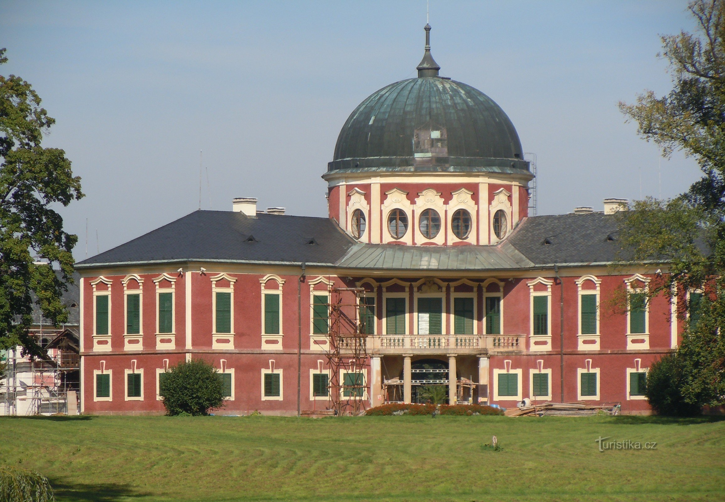 Veltrusy, parco e castello a settembre 2014