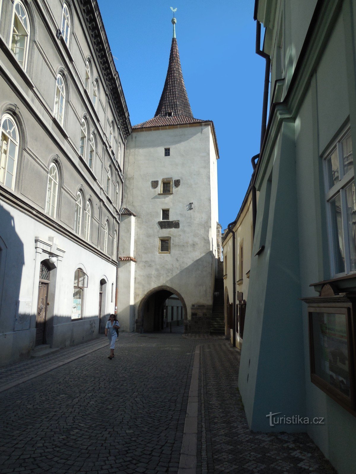 Porte de Velvarská, Velvarská, Slaný