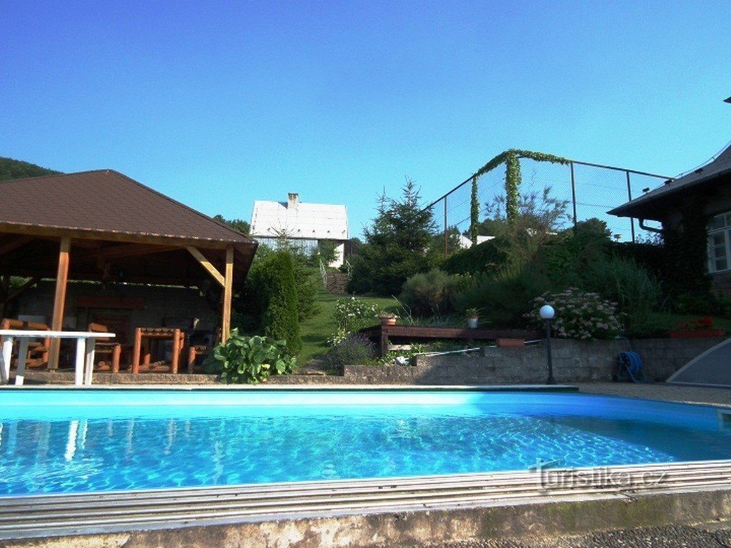 Piscina ao ar livre - Chata Lopeník