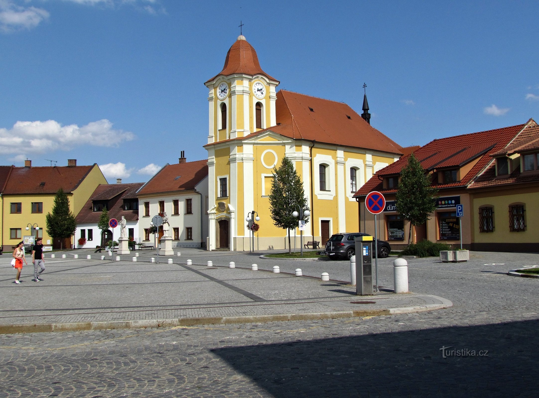 Veselí nad Moravou – Bartholomew tér