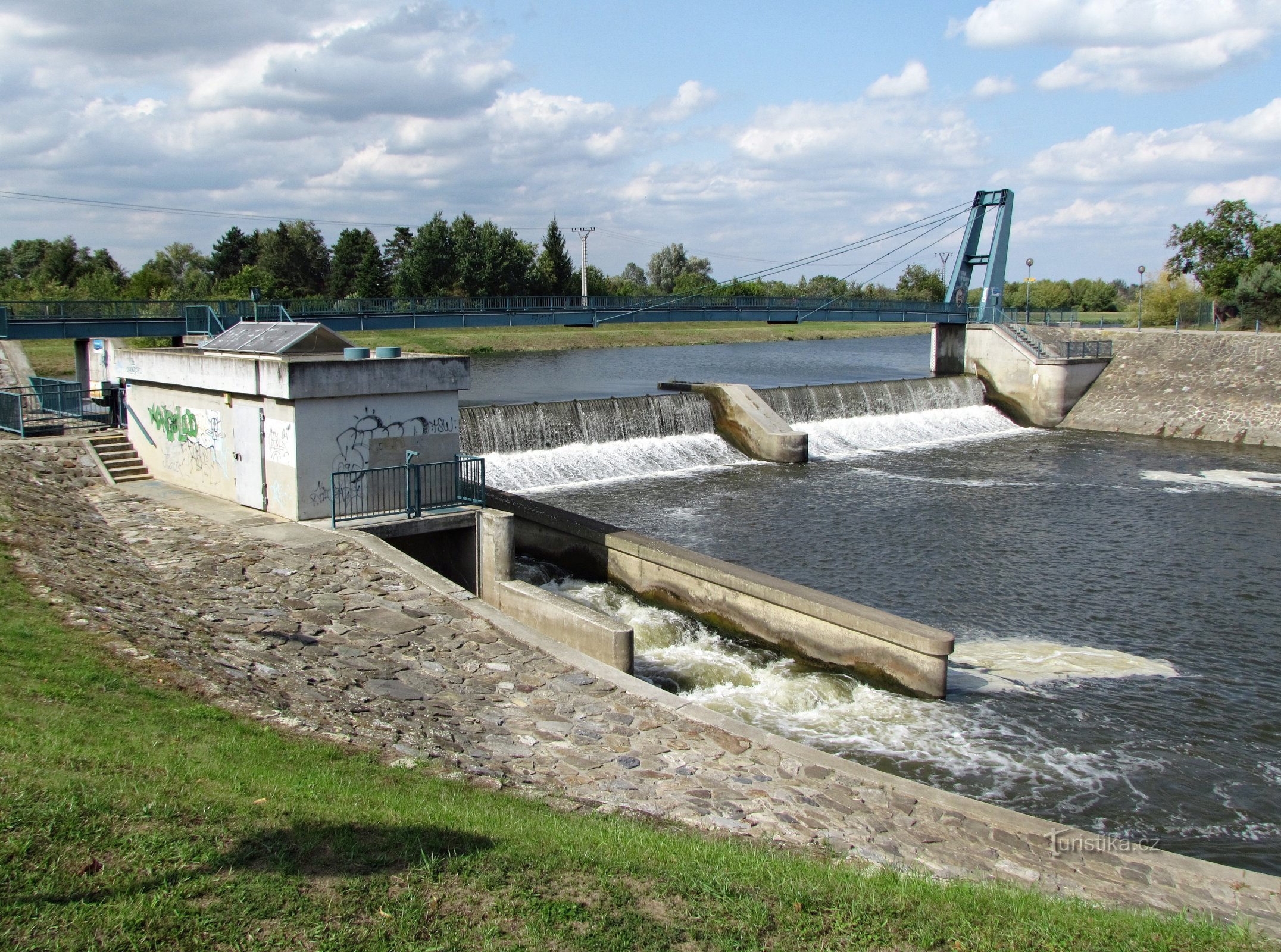 Veselí nad Moravou - dam