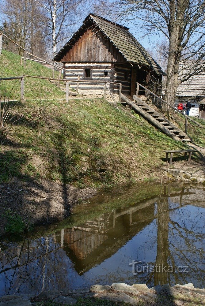 Joyeuse colline de la poterie