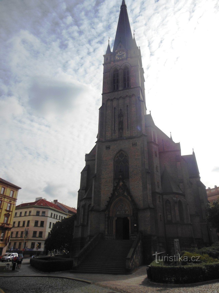 la tour de l'église St. Procope