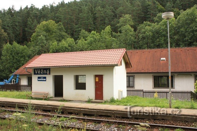 Věžná - railway station