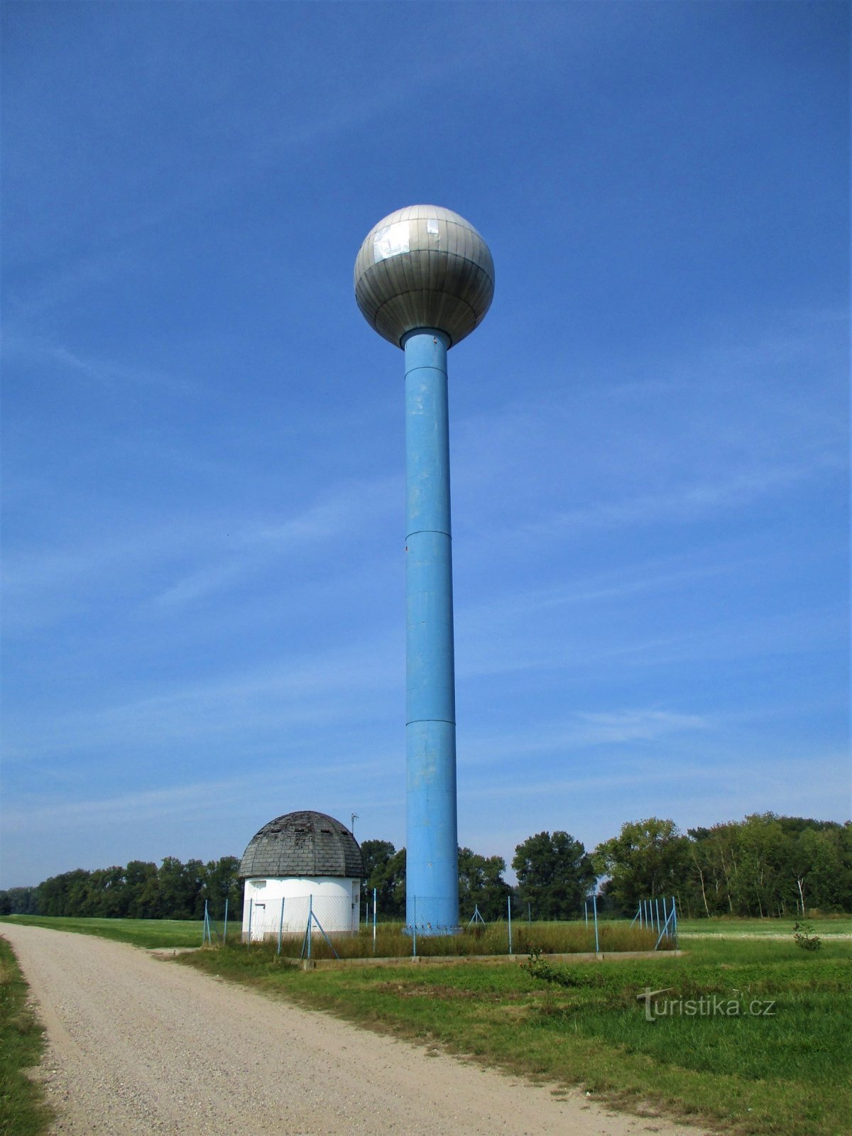 Zbiornik wodny wieży Aquaglobus (Kratonohy, 13.9.2020)