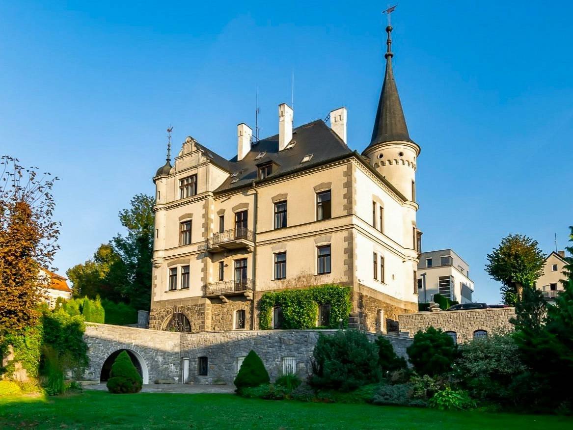 Vila Černý leknín