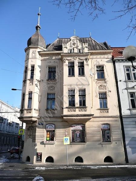 vila Felixe Neumanna