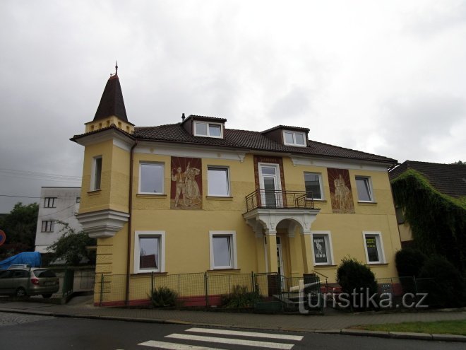 The villa on Masarykova street - there is a turnoff to the mini-gallery of the observation deck