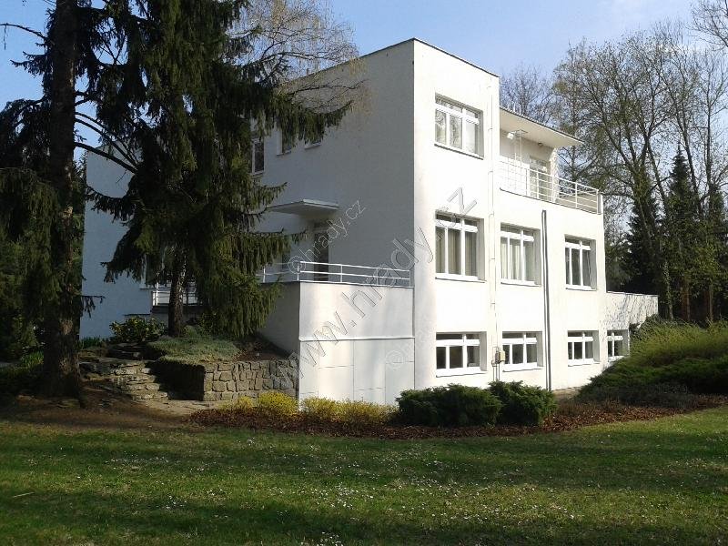 vila Neherových
