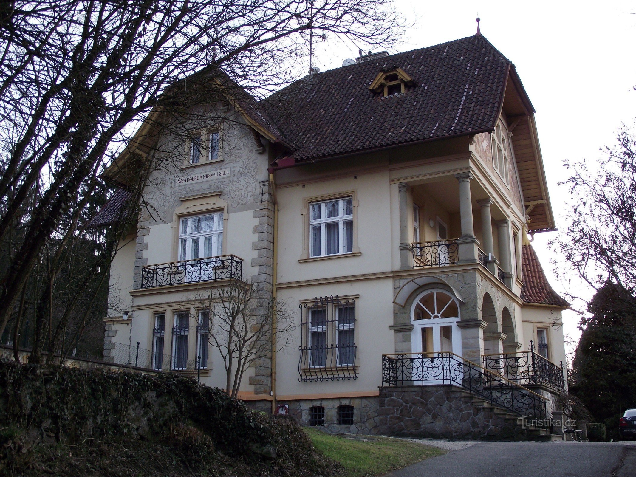 villa pracner