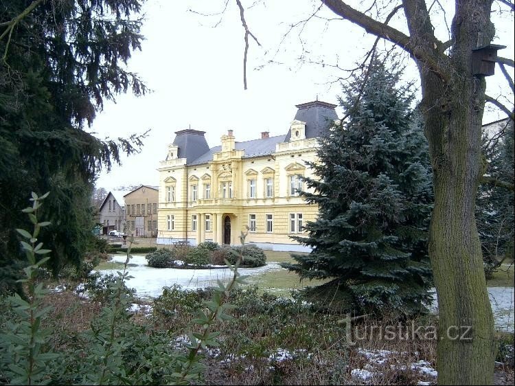 Villa van de fabrikant Hirsch: De fabrikant Hirsch wilde ongetwijfeld de nieuwbouw van de familie s