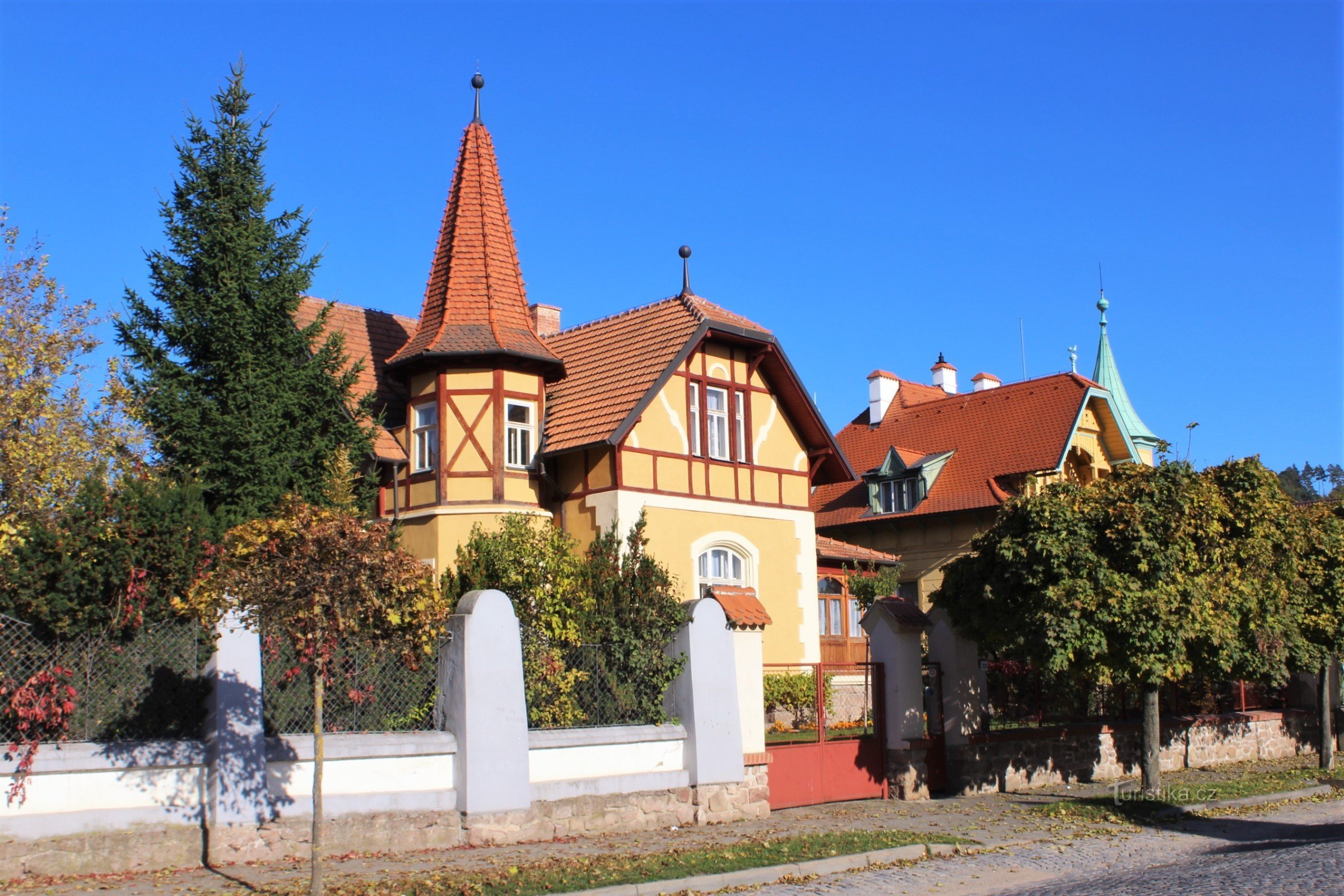 Villas on Riegrov Street