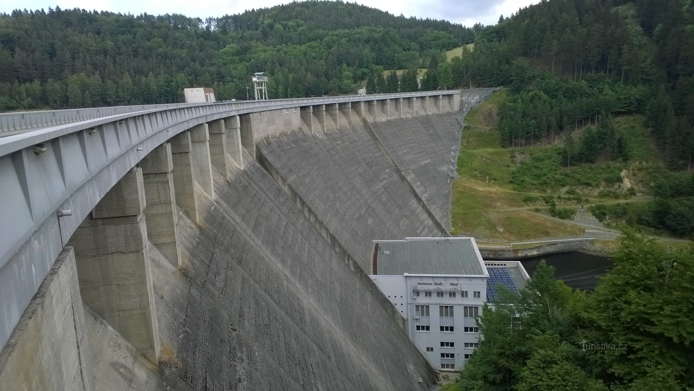 Presa de Vírská.