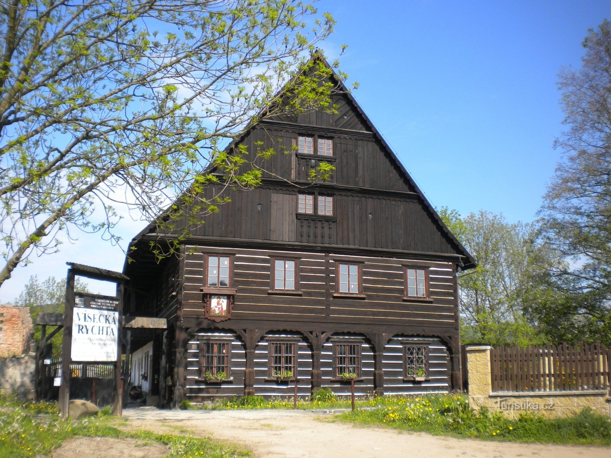 Vísecká rychta in Kravařy.