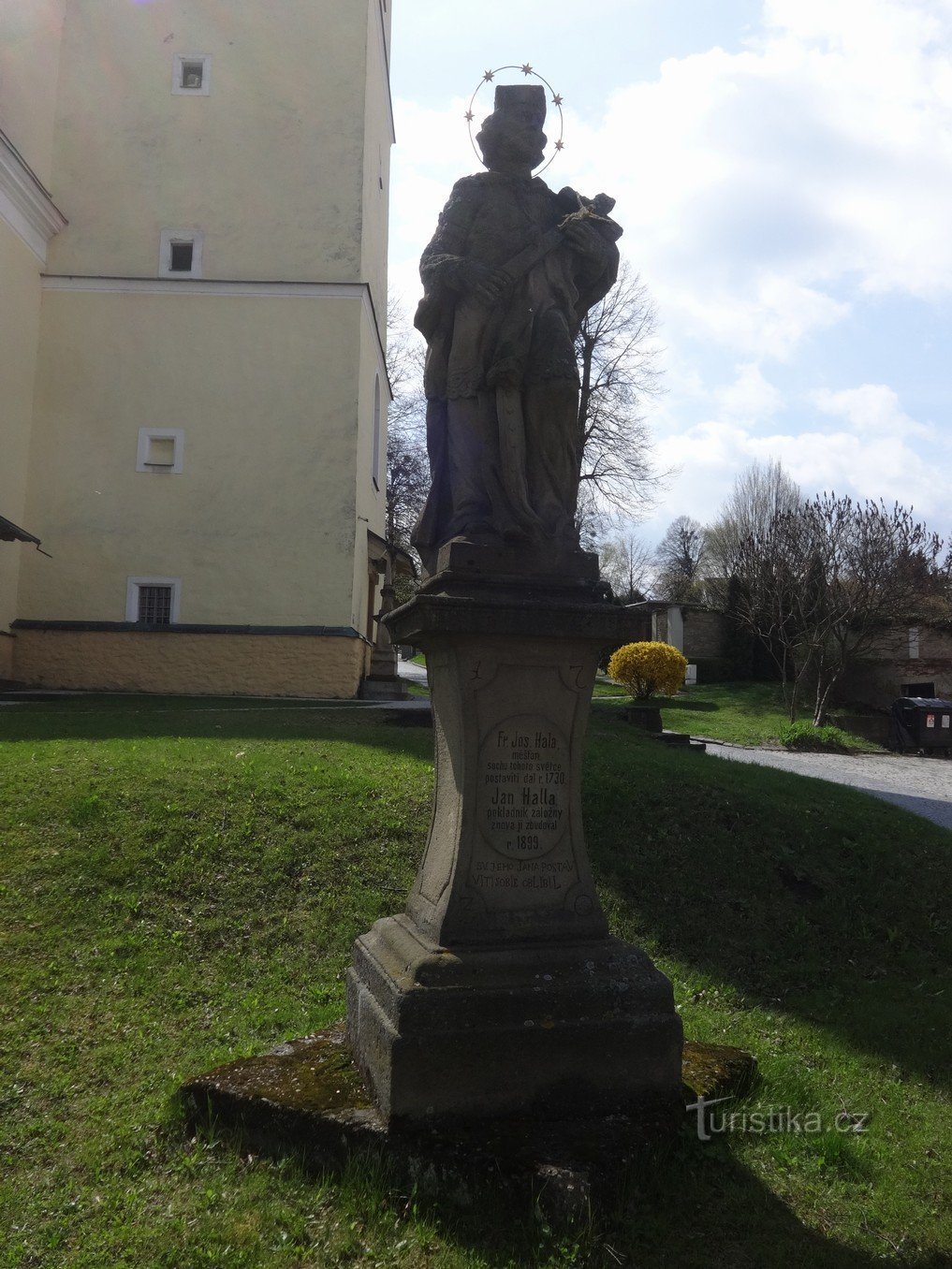 Vizovice en het standbeeld van Jan Nepomucký