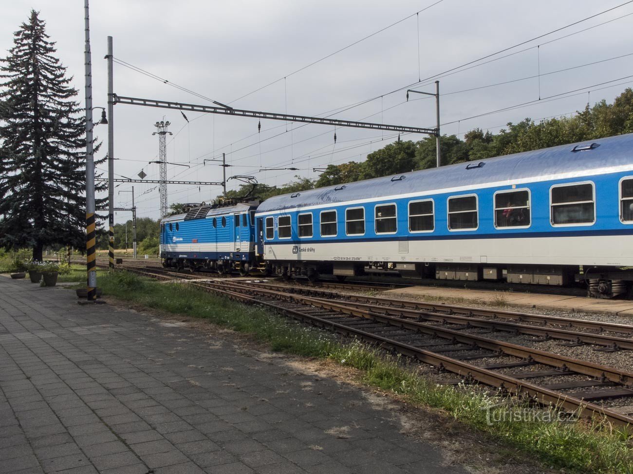 Train to Ivanovice