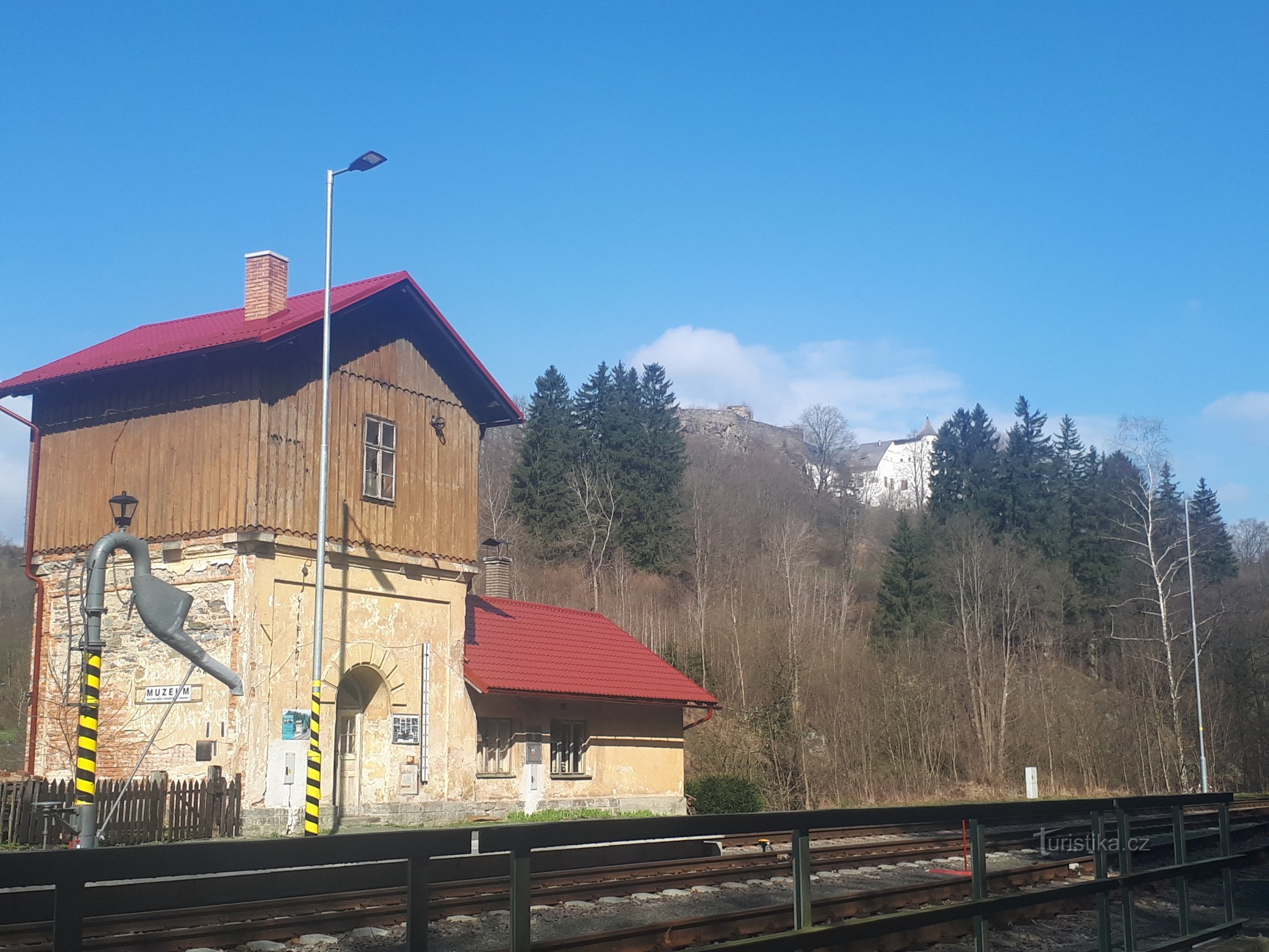 Stazione ferroviaria di Branna