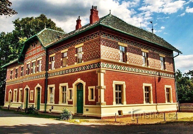 A estação de trem em Lednice - uma das mais bonitas da República Tcheca