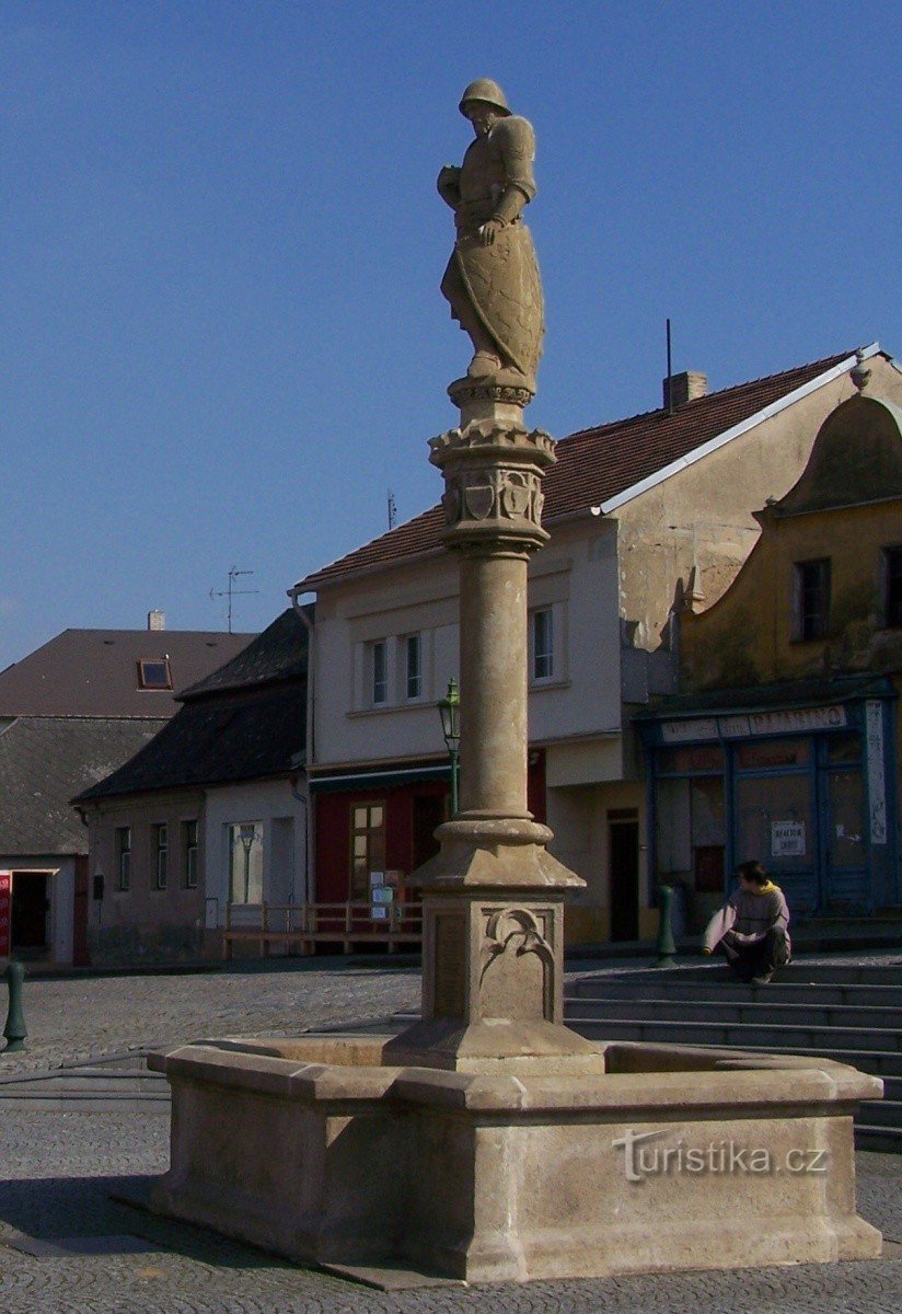 Vlašim - Fontaine sur la place Žižka