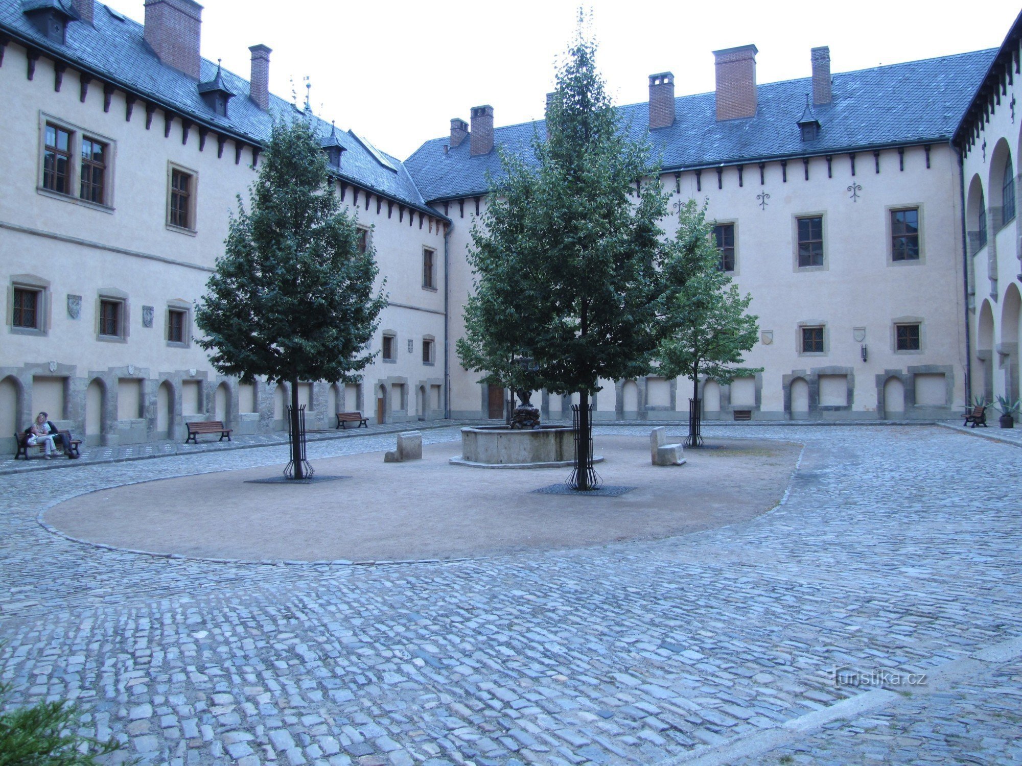 lâu đài Vlasský dvůr