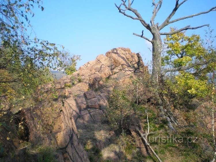 Pierre du Loup : Sommet du Rocher