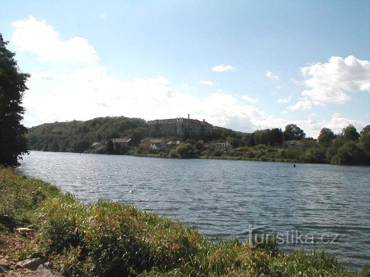 Vltava près de Nelahozevsi