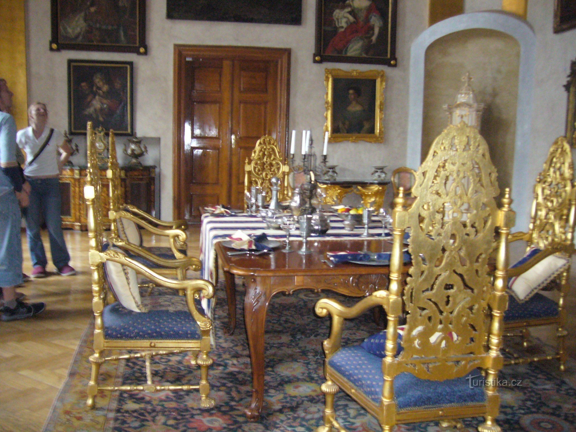 l'interno del castello