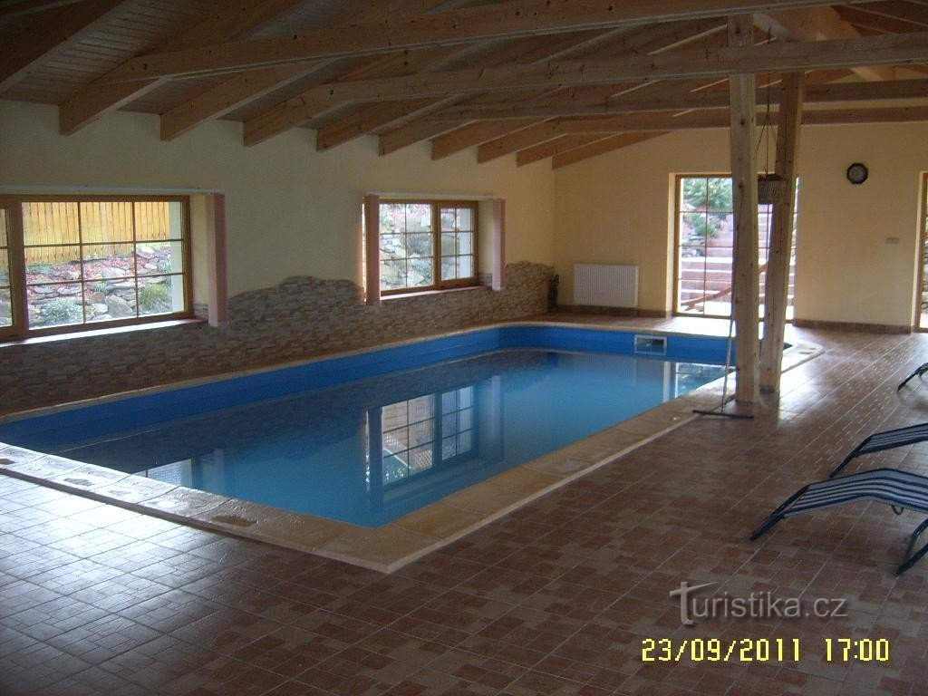 piscina interioara