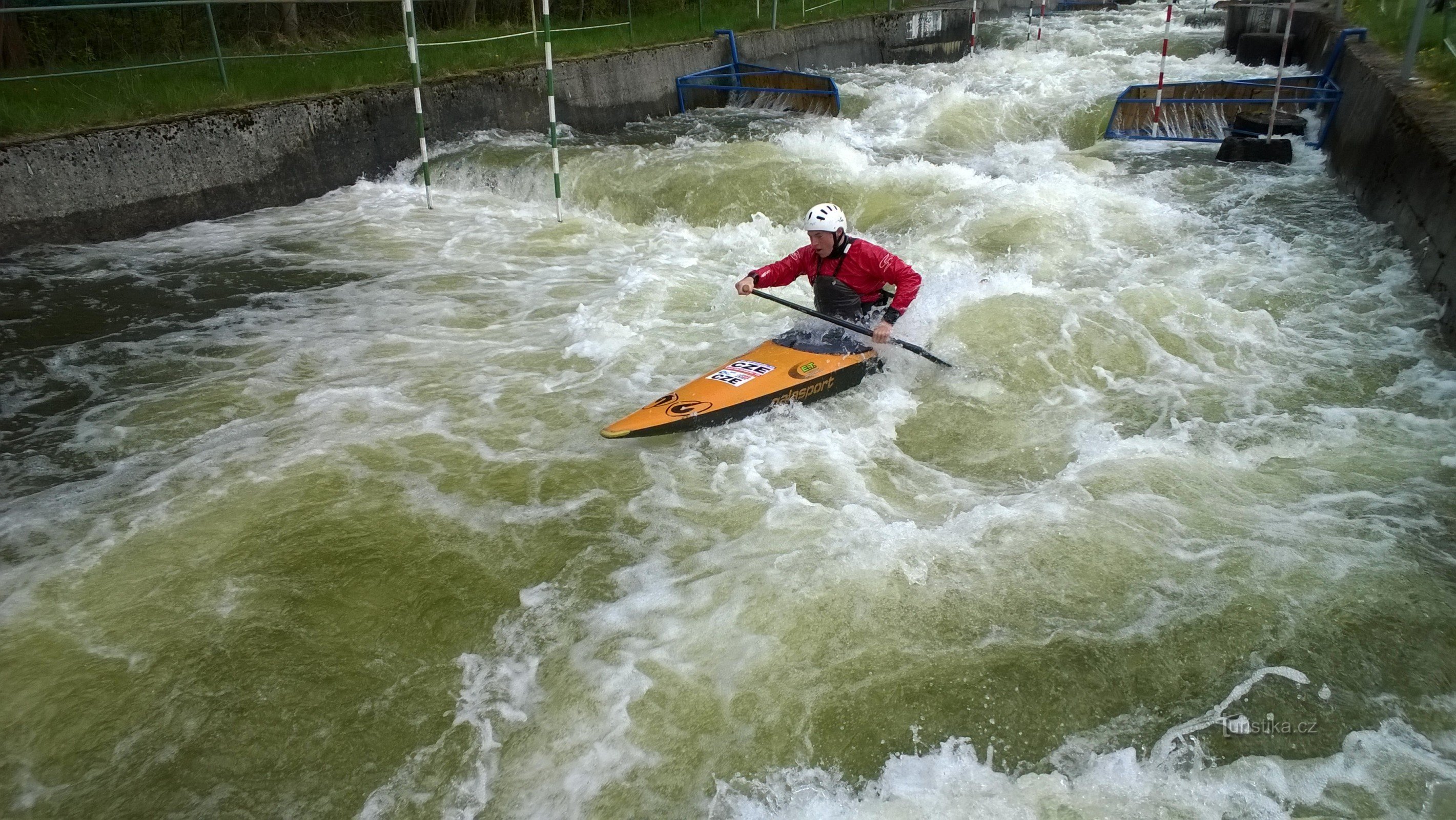 Canal de agua en Želiv.