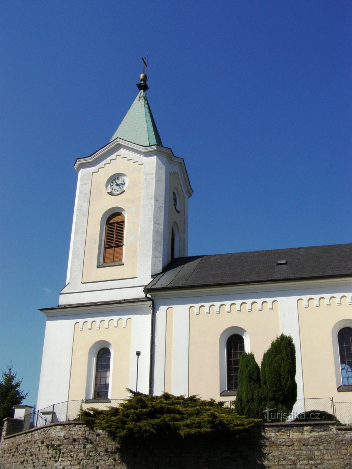 Voděrady - nhà thờ St. Peter và Paul