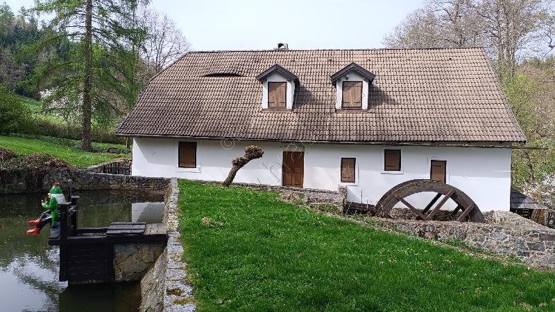 vodní mlýn