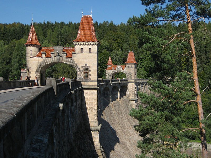 Forest Kingdom Reservoir