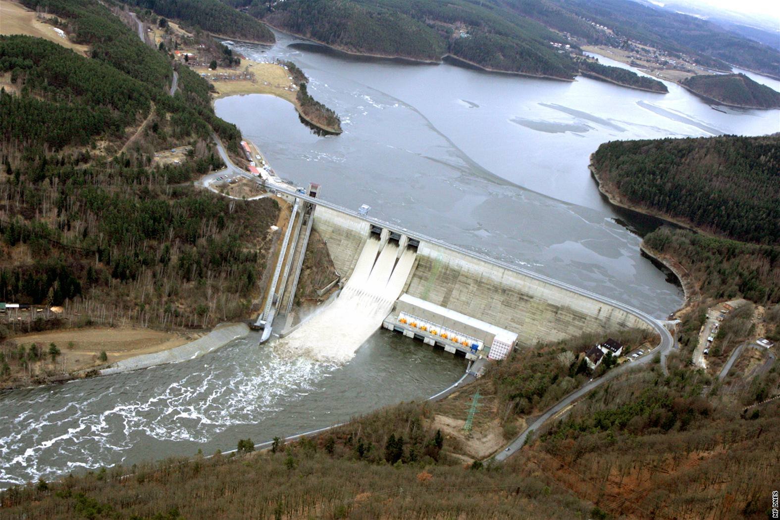 Presa de agua Orlik