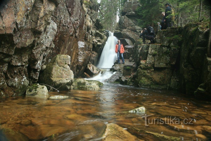 cascata sul torrente rosso