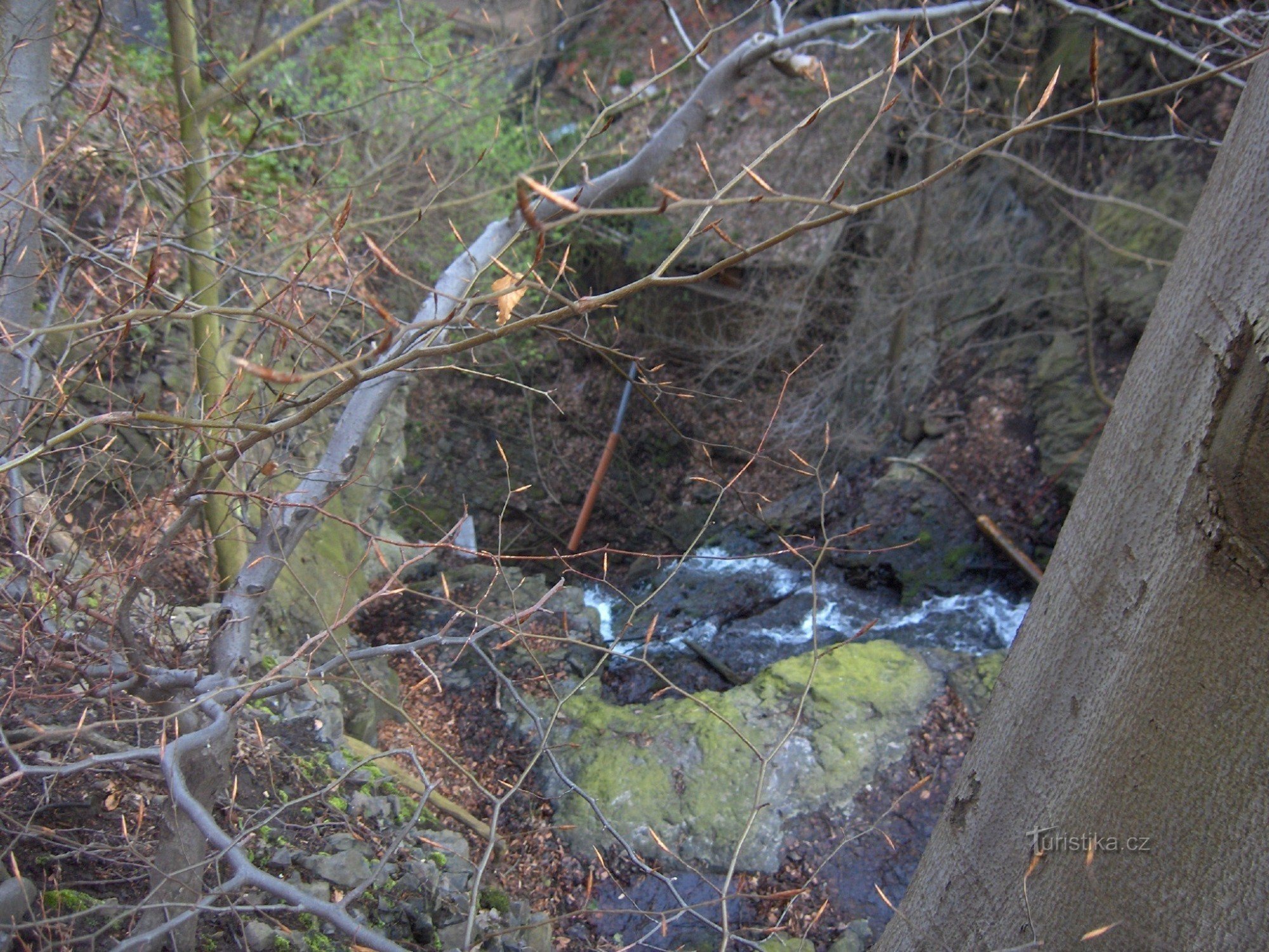 Waterval op de Kojetické-stroom.