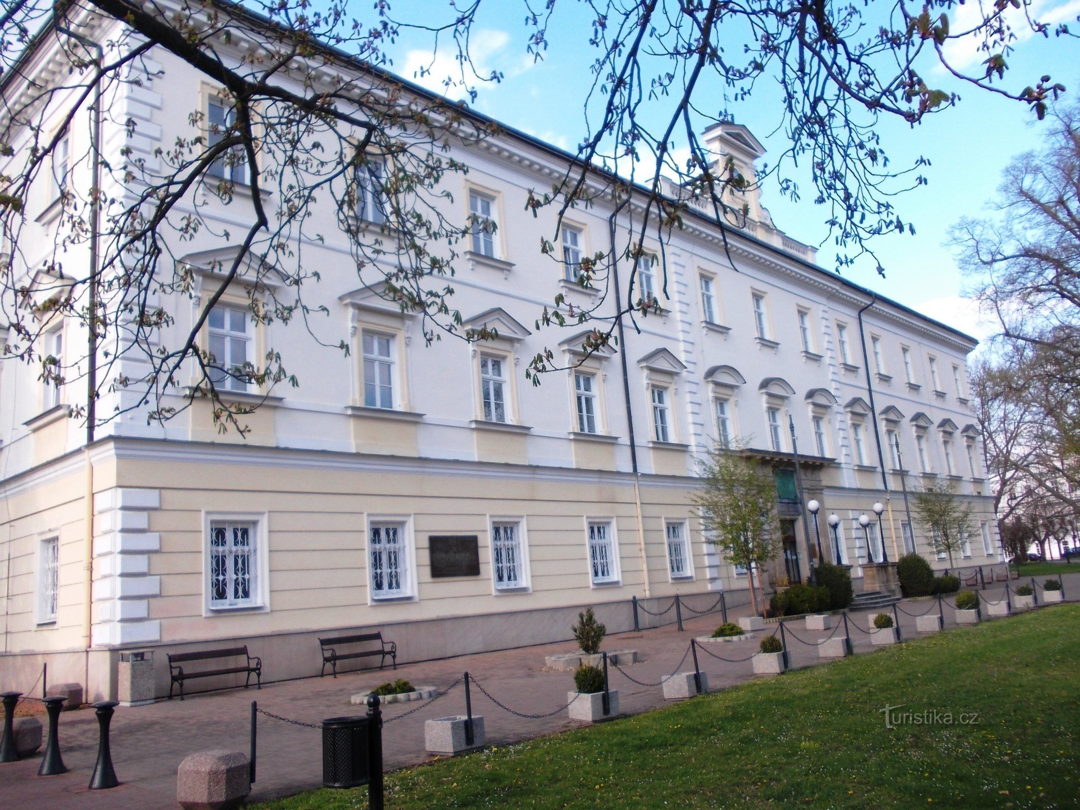 Military Spa Behandlungseinrichtung