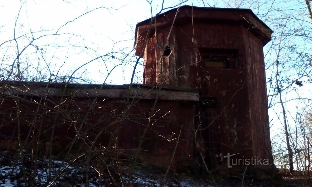 Militärisches Observatorium auf Kunětická hora