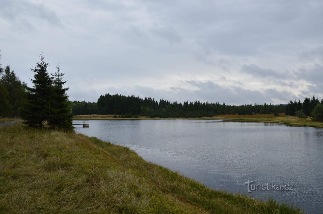 Volárenský pond