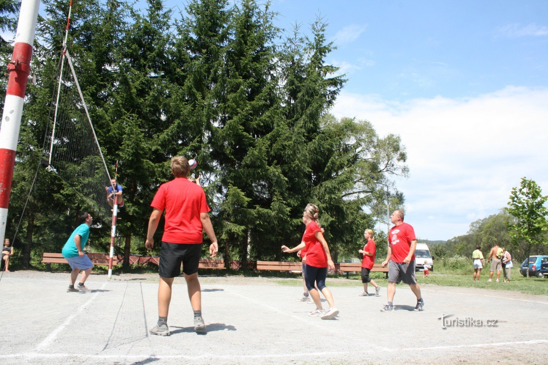 Volleyballturnier des Bürgermeisters von Nové Heřmín, erstes Jahr 2008