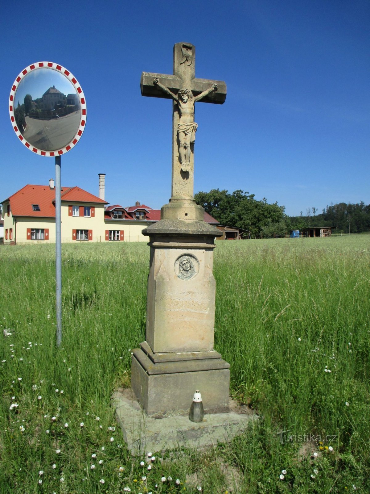Voltrův kříž (Velichovky, 25.6.2019)