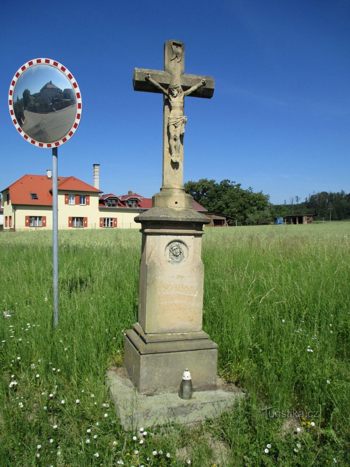 Voltaireov križ (Velichovky, 25.6.2019.)